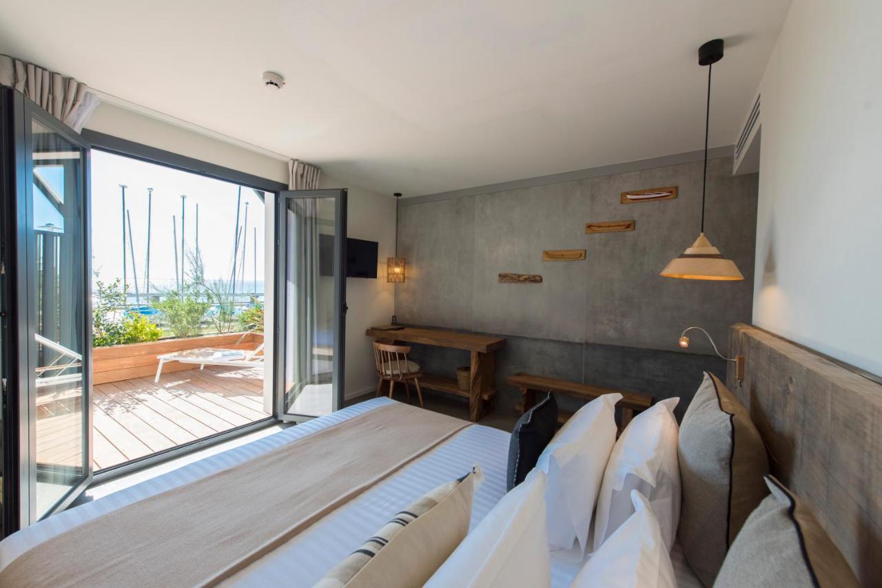 L'Anderenis Boutique Hotel 앙데르노스레방 외부 사진